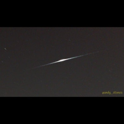 Double Iridium flares by Andy Stones. Settings: Light Trails mode