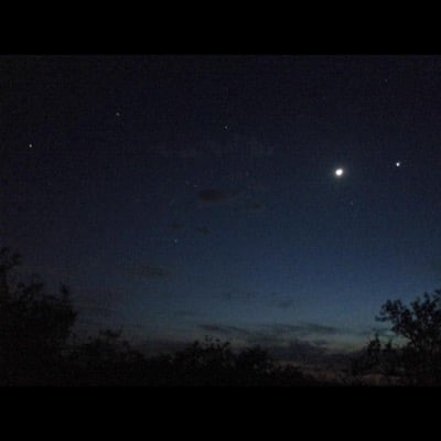 Western sky, Sirius, Orion, Moon, Venus (hand held) by Mike Weasner. Settings: 