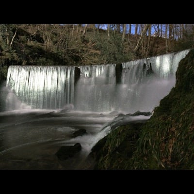 Waterfall by NightCap Team. Settings: Light Trails mode