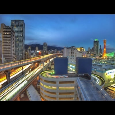 Kobe at Night by Yuu. Settings: Light Trails mode