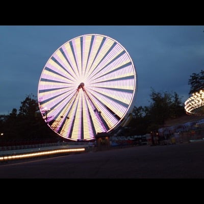 Funfair by Brian Sudol. Settings: Light Trails mode